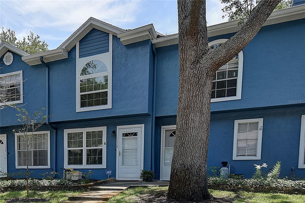 3318 FOX HUNT DRIVE PALM HARBOR, FL 34683