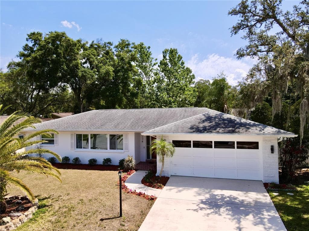 174 SUNWARD AVENUE PALM HARBOR, FL 34684