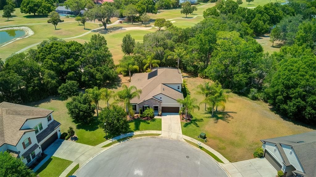 4958 BUTLER NATIONAL DRIVE WESLEY CHAPEL, FL 33543
