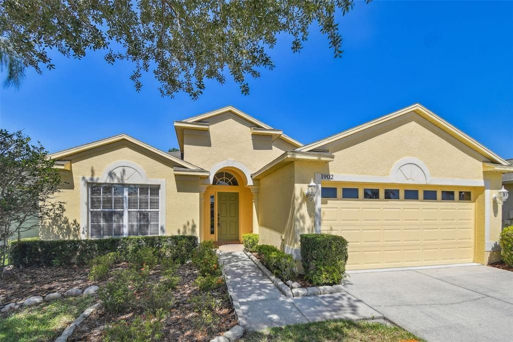 1902 ARBOR KNOLL LOOP