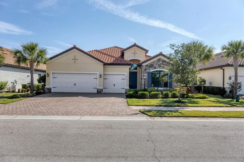 15719 SEATON PLACE LAKEWOOD RANCH, FL 34202