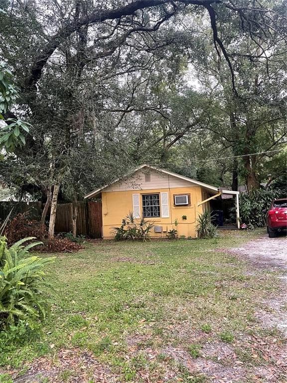 1614 E MARKS DRIVE TAMPA, FL 33604