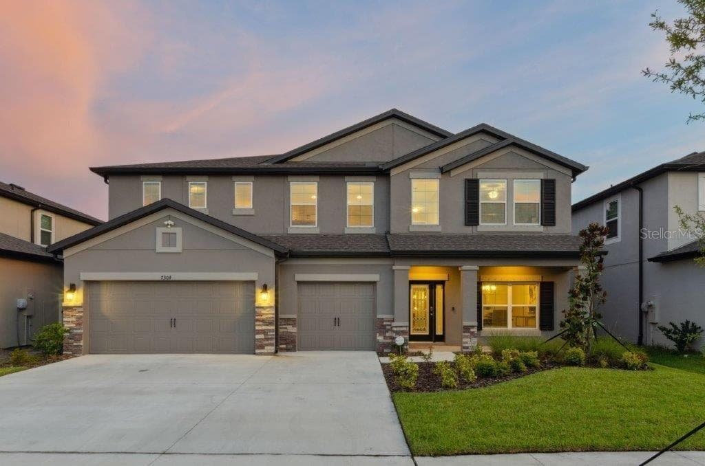 7304 SWEETER TIDE TRAIL WESLEY CHAPEL, FL 33545