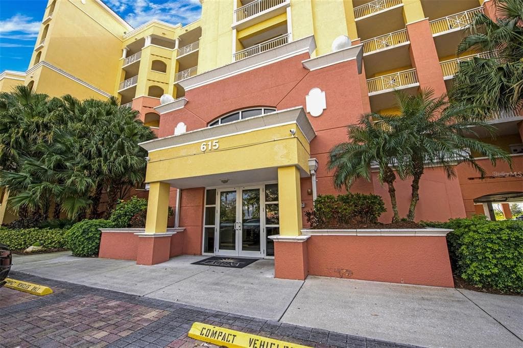 615 RIVIERA DUNES WAY UNIT 103 PALMETTO, FL 34221