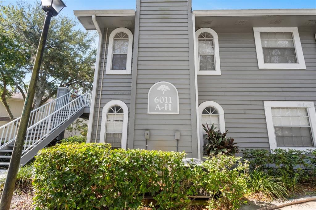 6011 LAKETREE LANE UNIT C