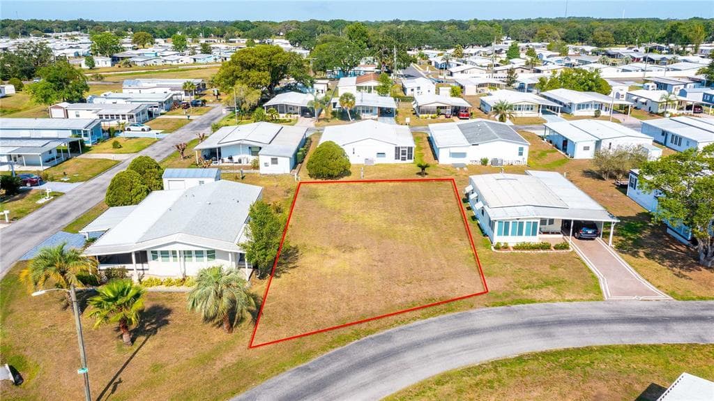 5515 DAKOTA STREET ZEPHYRHILLS, FL 33542