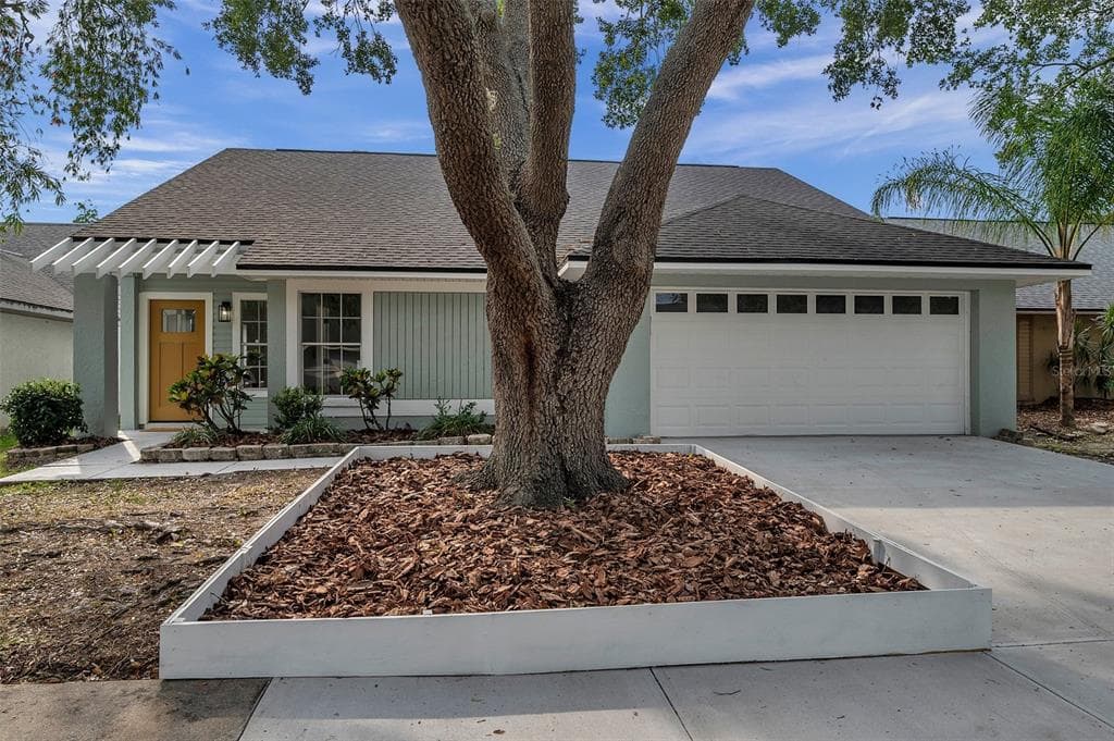 1114 TUXFORD DRIVE BRANDON, FL 33511