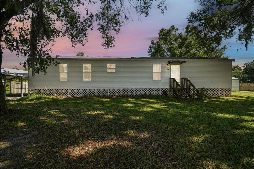 2314 HOWELL ROAD PLANT CITY, FL 33566