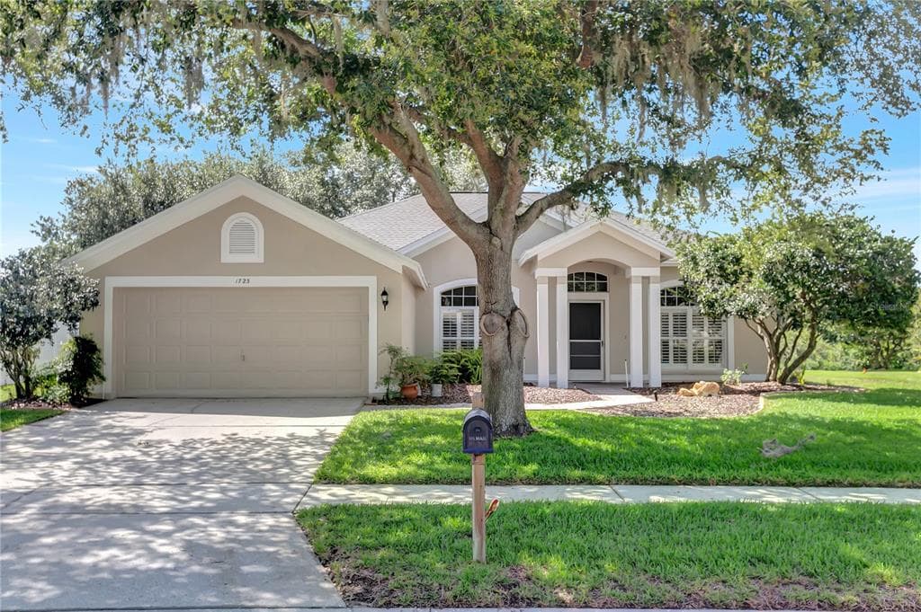1723 AUDUBON TRAIL LUTZ, FL 33549