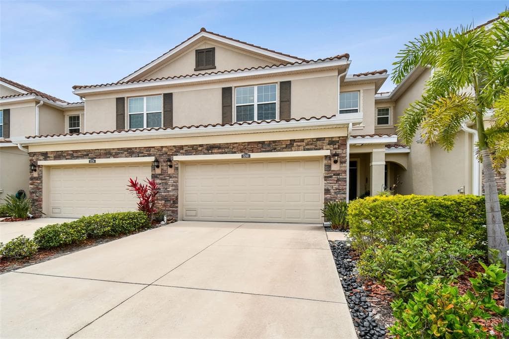 5240 6TH WAY N ST PETERSBURG, FL 33703