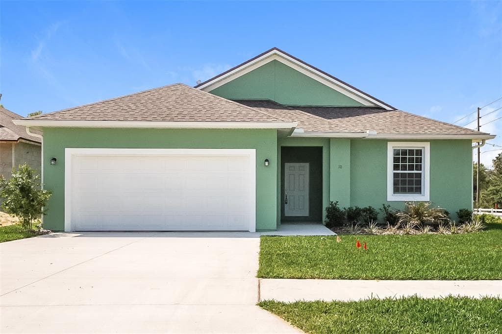 10 ELEVEN OAKS CIRCLE EUSTIS, FL 32726