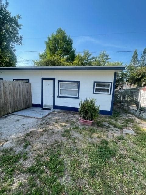 1123 15TH AVENUE NW LARGO, FL 33770