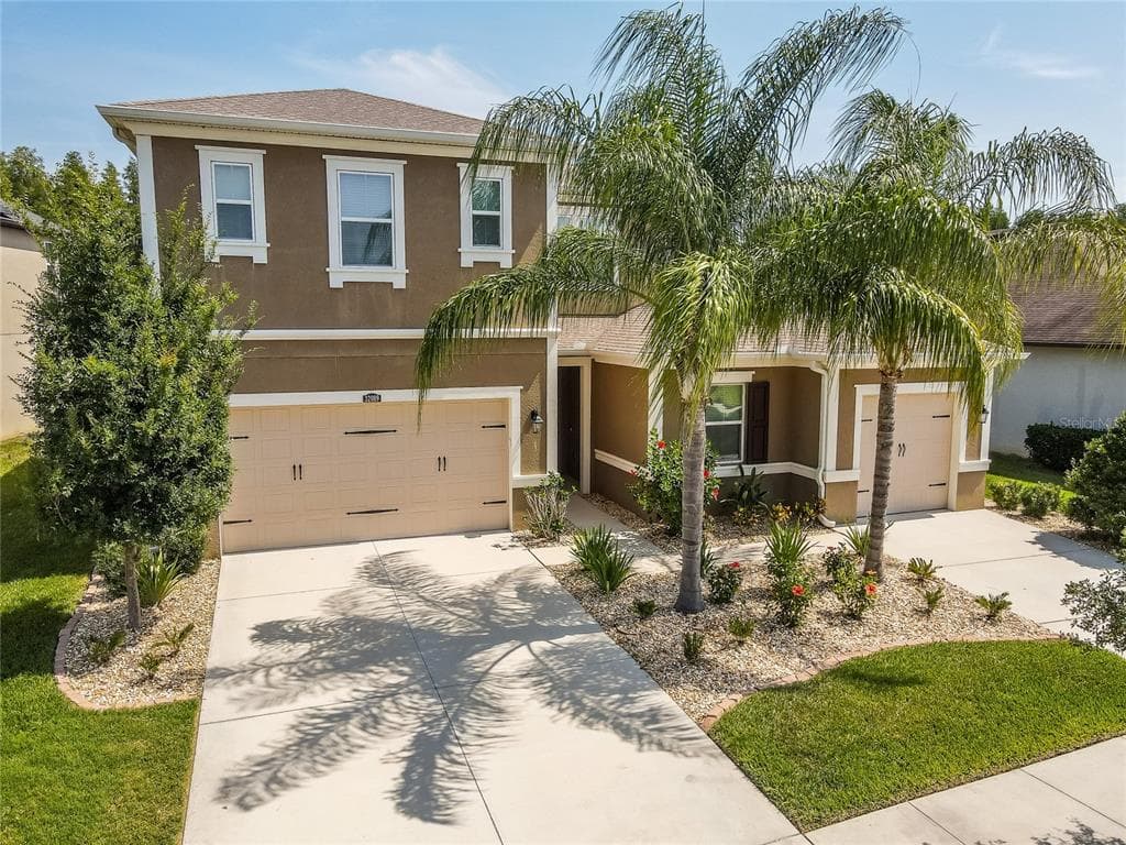 32089 FIREMOSS LANE WESLEY CHAPEL, FL 33543