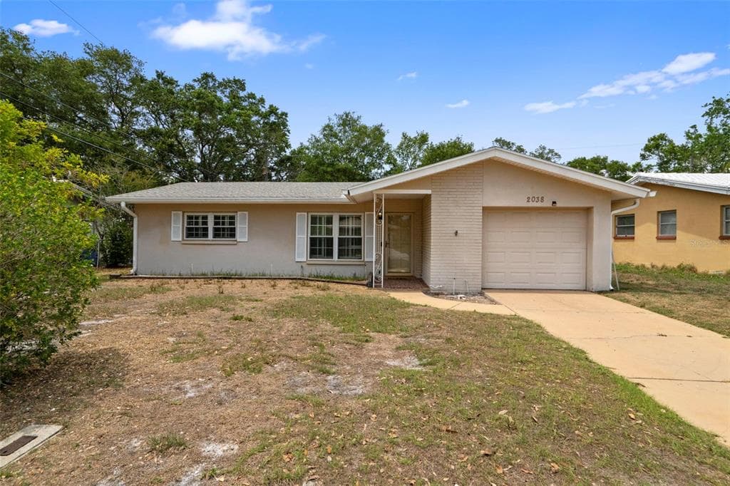2038 TIMBER LANE CLEARWATER, FL 33763