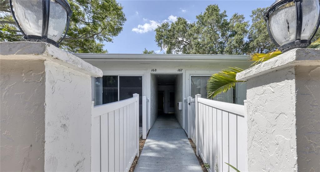1655 S HIGHLAND AVENUE UNIT G168 CLEARWATER, FL 33756