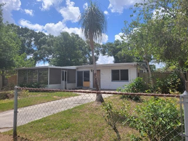 7707 CORAL VINE LANE TAMPA, FL 33619