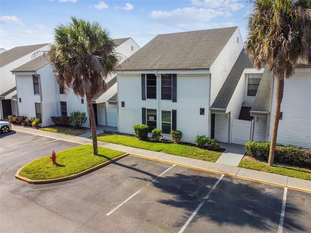 726 HAVEN PLACE UNIT 726 TARPON SPRINGS, FL 34689