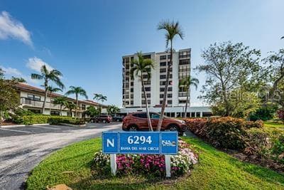 6294 BAHIA DEL MAR CIRCLE UNIT 103 ST PETERSBURG, FL 33715