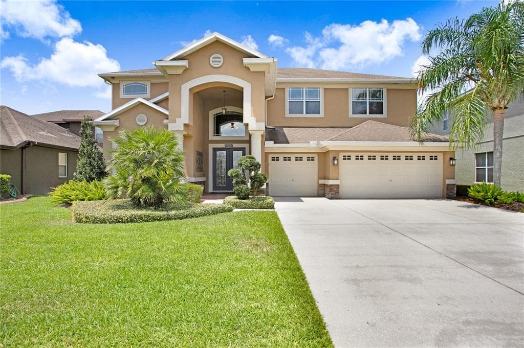 4701 ROYAL BIRKDALE WAY WESLEY CHAPEL, FL 33543