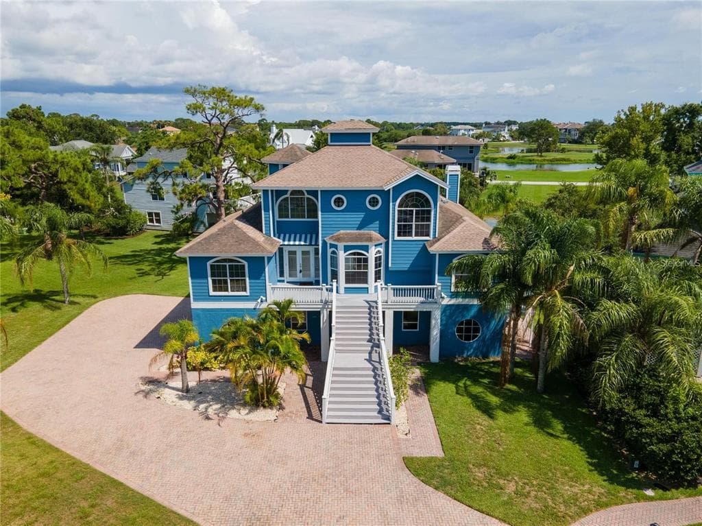 2104 KETCH COURT TARPON SPRINGS, FL 34689