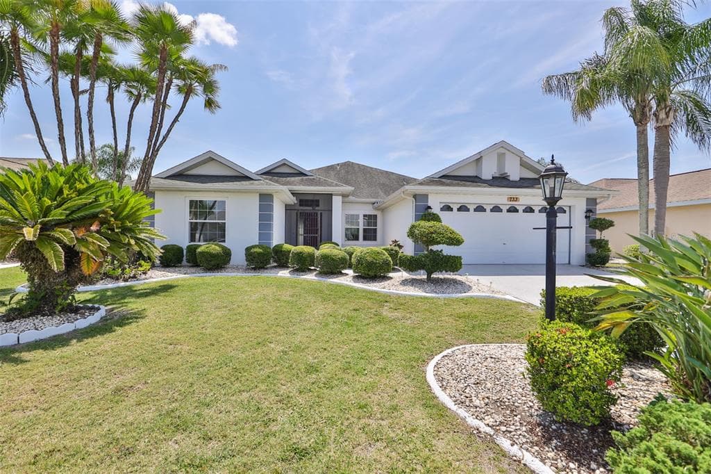 733 WINTERBROOKE WAY SUN CITY CENTER, FL 33573