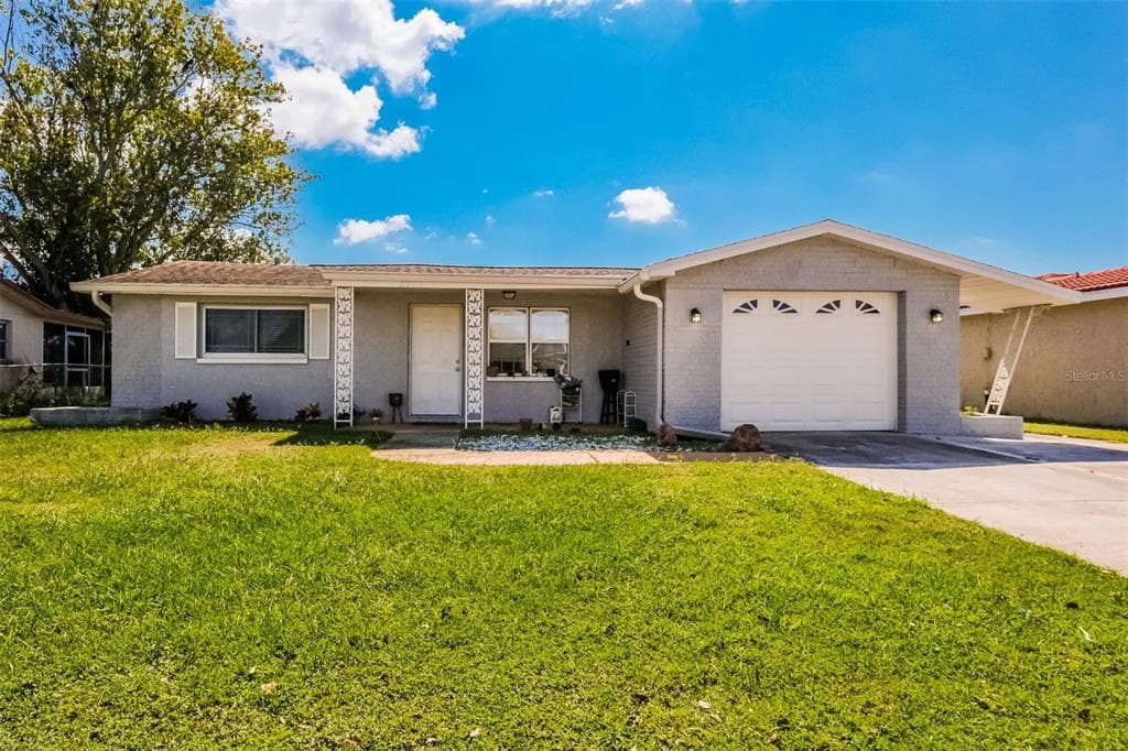3028 PINON DRIVE HOLIDAY, FL 34691