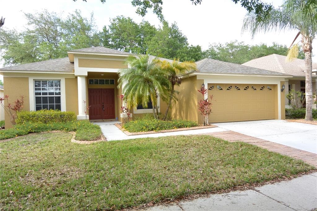 19130 CHERRY ROSE CIRCLE LUTZ, FL 33558