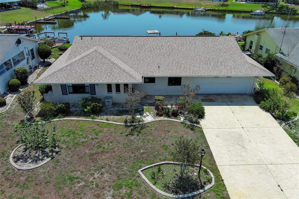 1707 TAHOE DRIVE SUN CITY CENTER, FL 33573