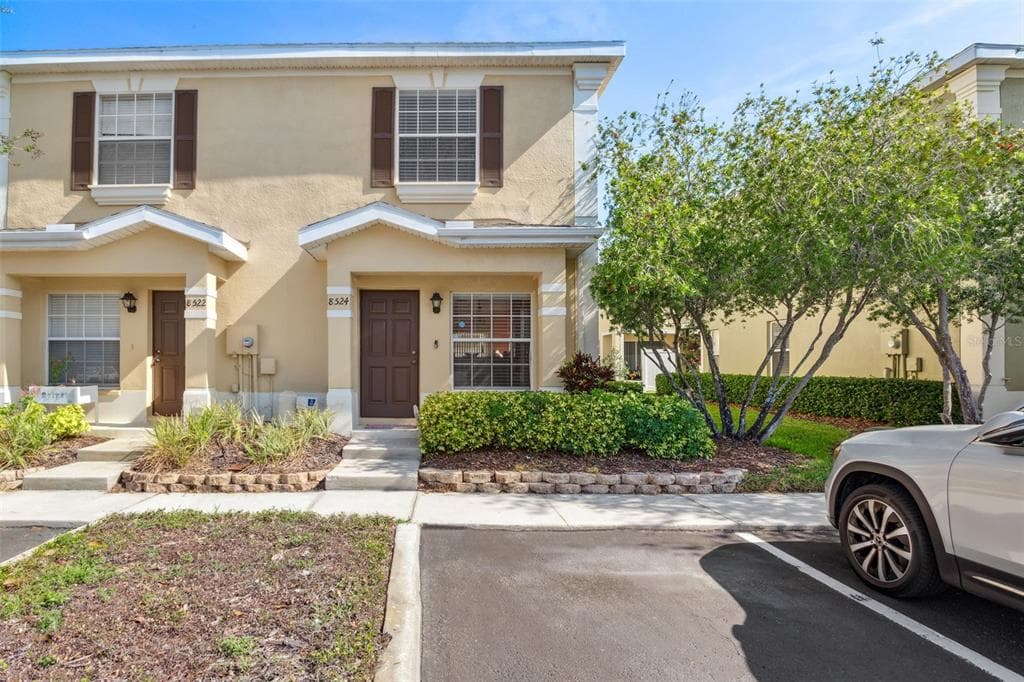 8524 BRUSHLEAF WAY TAMPA, FL 33647