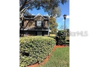 16525 LAKE BRIGADOON CIRCLE TAMPA, FL 33618