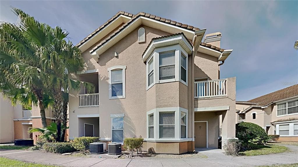 10431 VILLA VIEW CIRCLE TAMPA, FL 33647