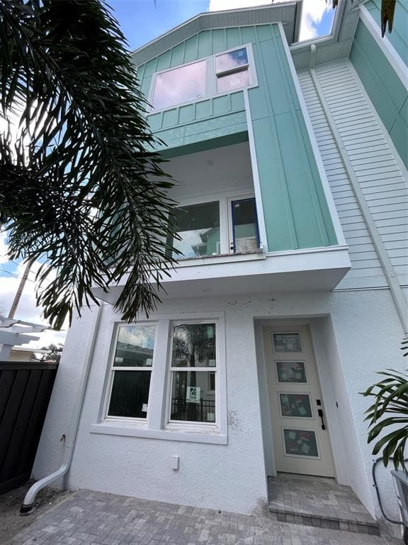 2831 1ST AVENUE S ST PETERSBURG, FL 33712