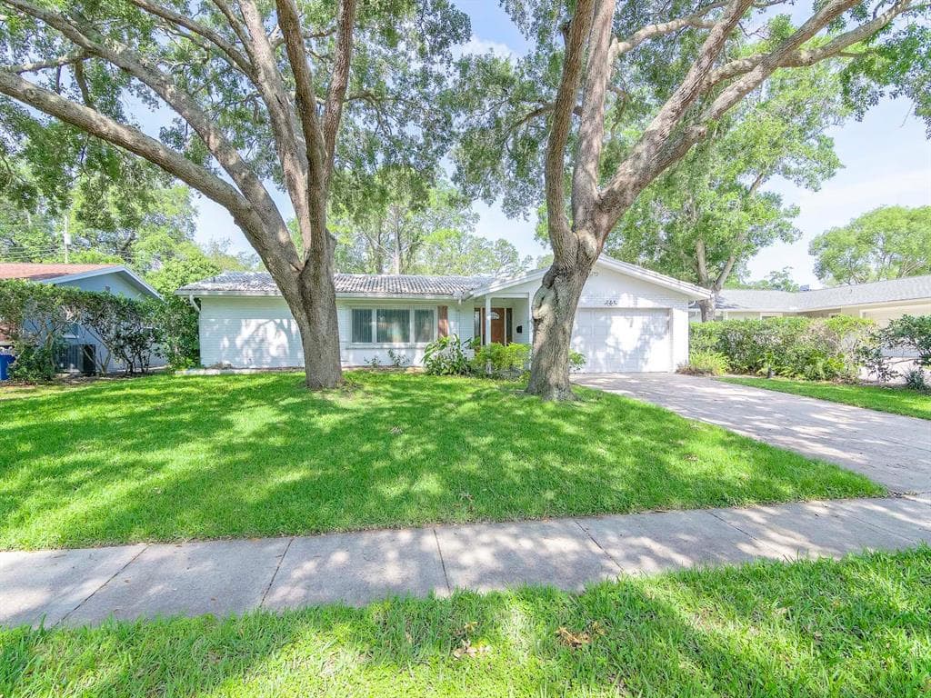 766 LAKE FOREST ROAD CLEARWATER, FL 33765