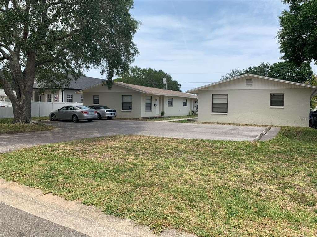 531 93RD AVENUE N ST PETERSBURG, FL 33702