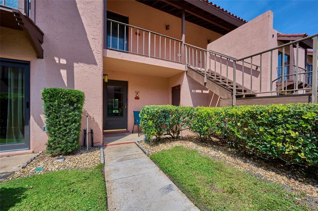 123 LA CASA UNIT 123 LAKE WALES, FL 33898