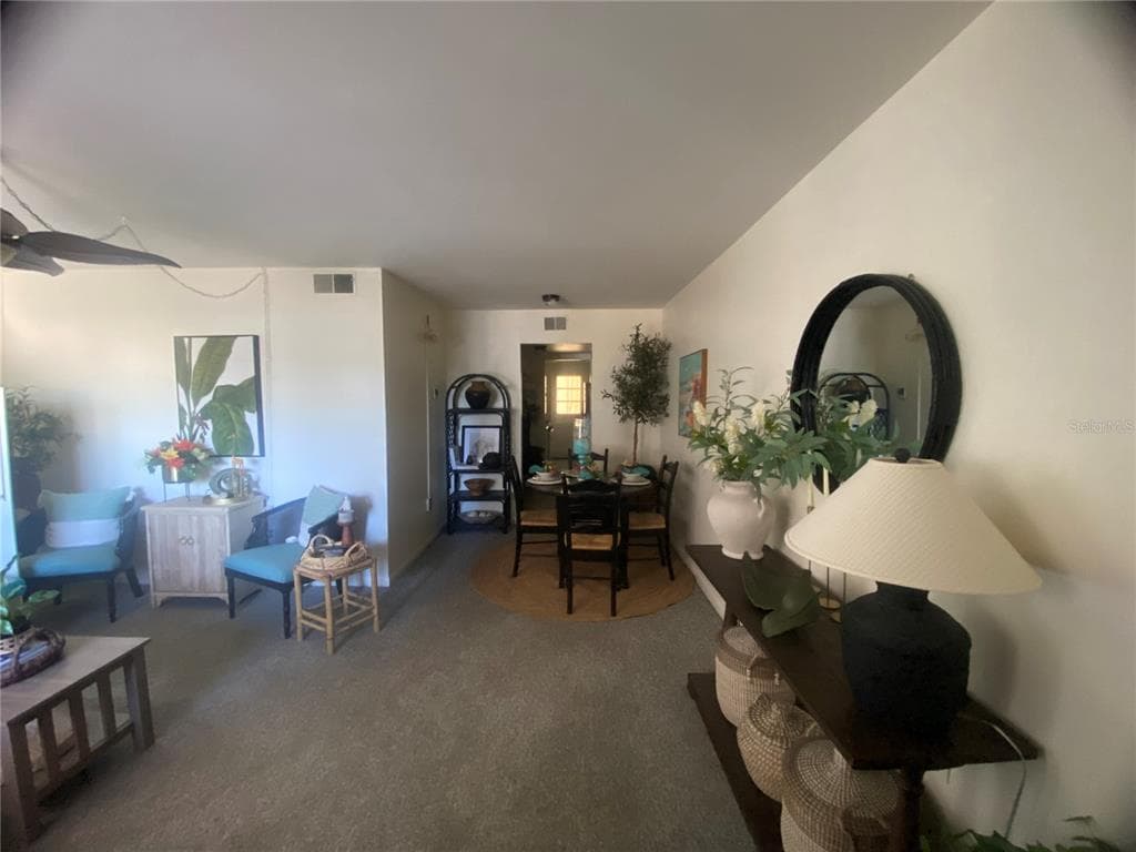 911 WASHINGTON AVENUE UNIT 202 LARGO, FL 33770