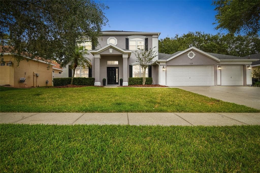 5116 WHISPERING LEAF TRAIL VALRICO, FL 33596