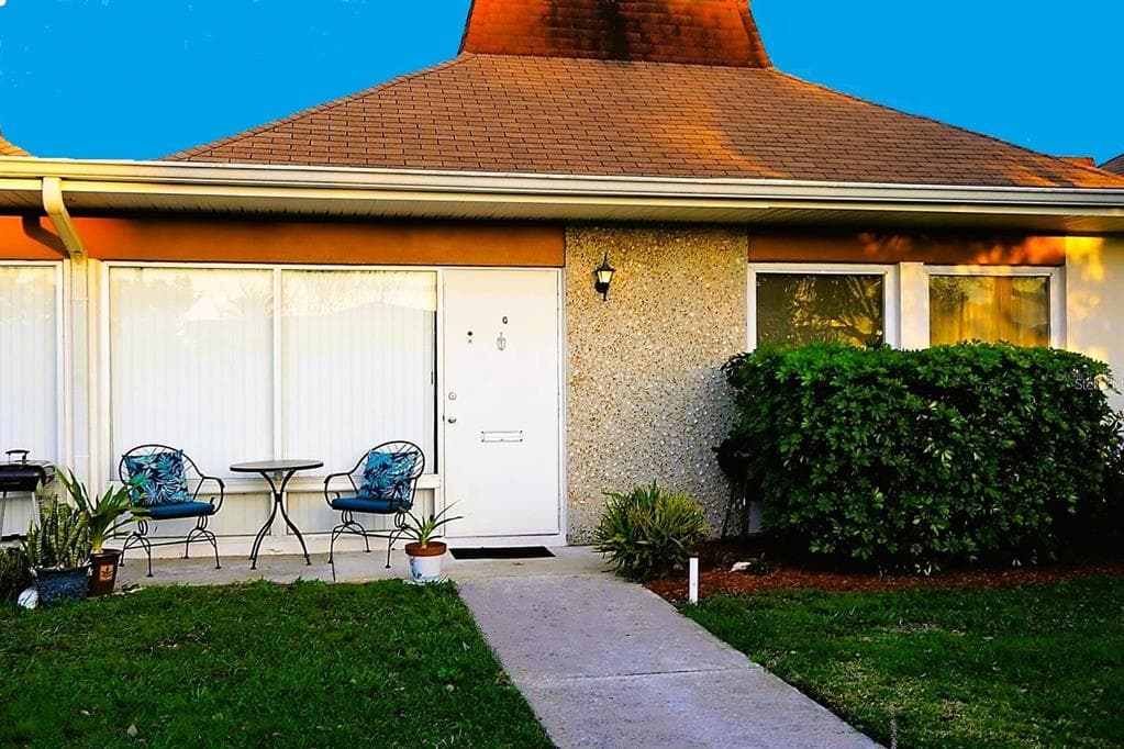 4337 TAHITIAN GARDENS CIRCLE UNIT G HOLIDAY, FL 34691