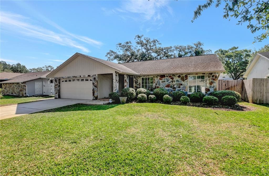 1525 WINDMILL POINTE ROAD PALM HARBOR, FL 34685