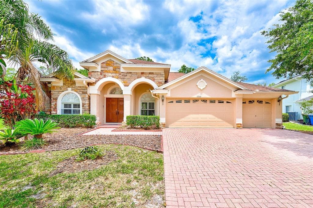 17312 CHENANGO LANE TAMPA, FL 33647