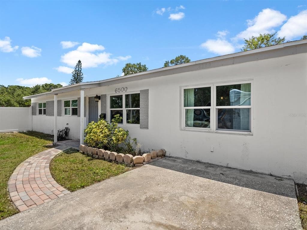 6500 84TH AVENUE N PINELLAS PARK, FL 33781