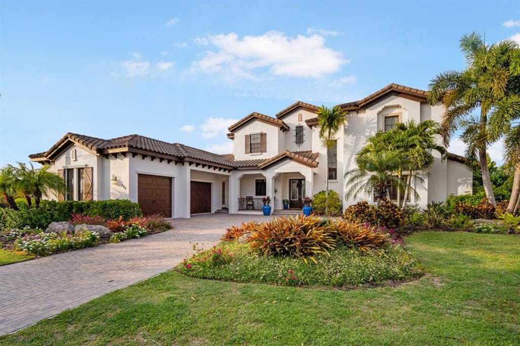 846 MANNS HARBOR DRIVE APOLLO BEACH, FL 33572