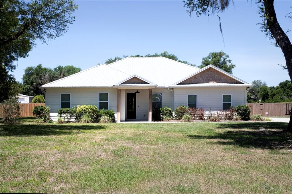 30935 FAIRVIEW AVENUE TAVARES, FL 32778