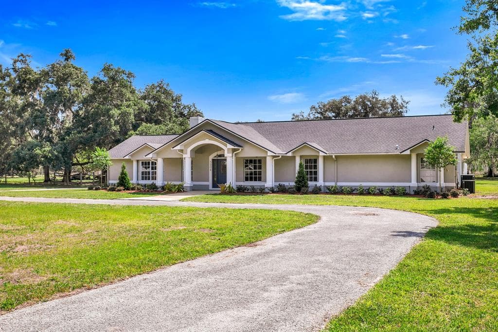 3904 KEENE ROAD PLANT CITY, FL 33565