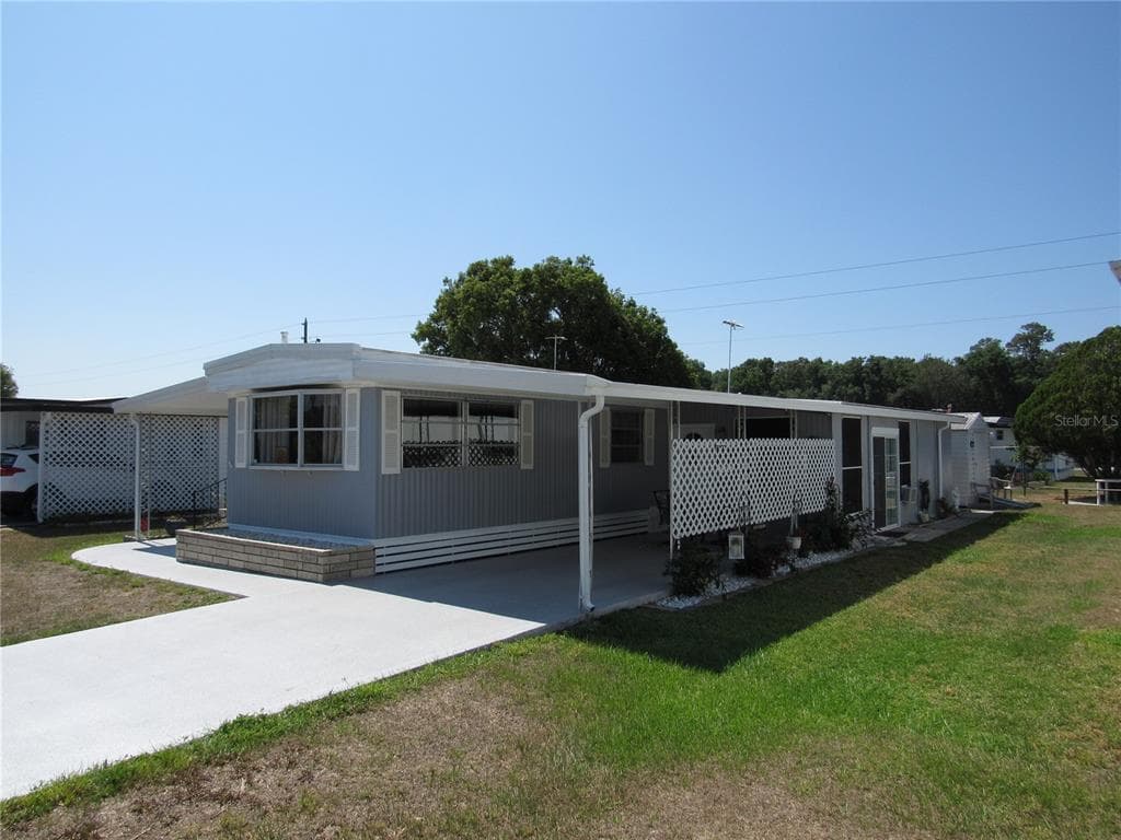 37104 8TH. AVENUE ZEPHYRHILLS, FL 33542