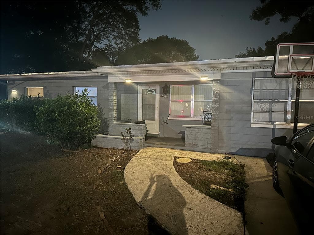 10910 N ANNETTE AVENUE TAMPA, FL 33612