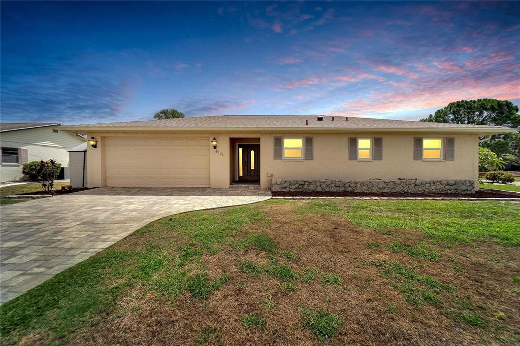 1701 EL RANCHO DRIVE SUN CITY CENTER, FL 33573