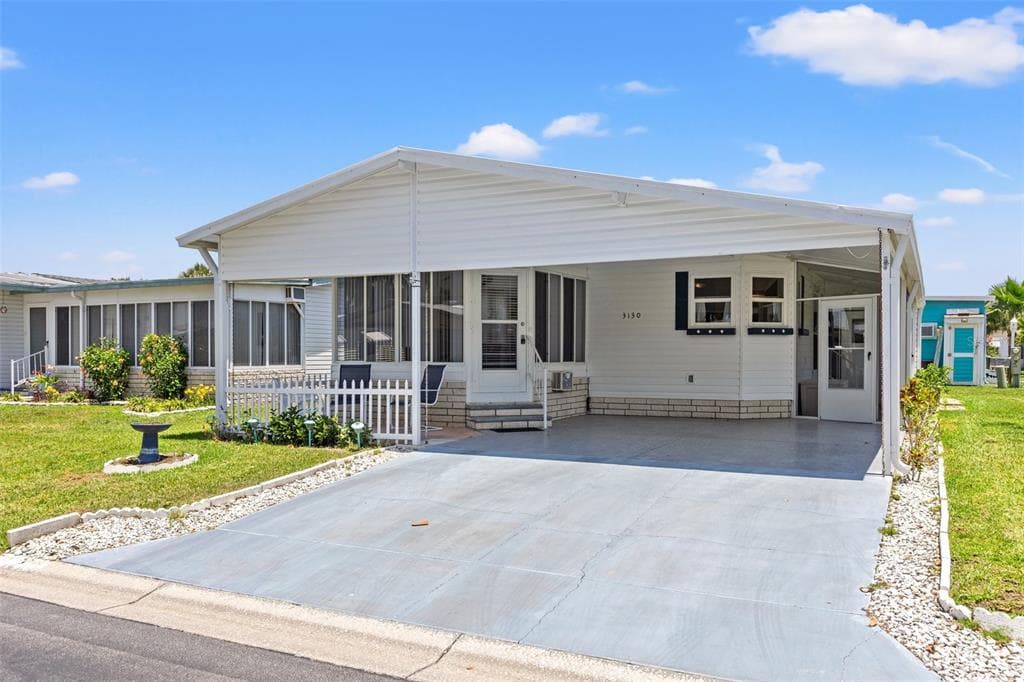3130 HICKORY DRIVE WESLEY CHAPEL, FL 33543