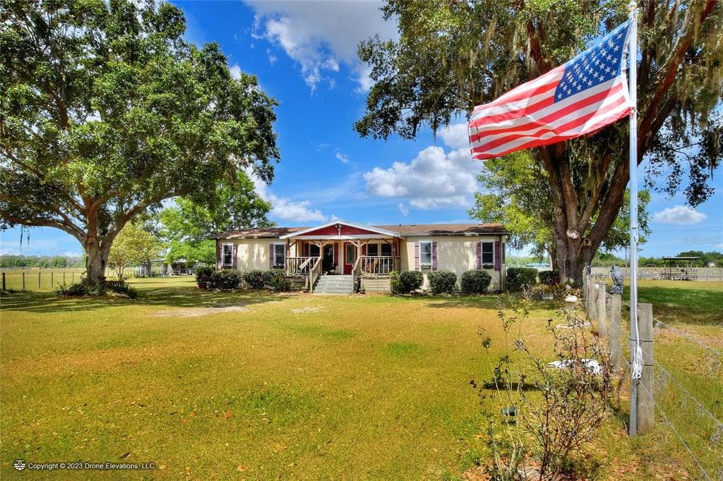 2006 POLO CLUB LANE LITHIA, FL 33547