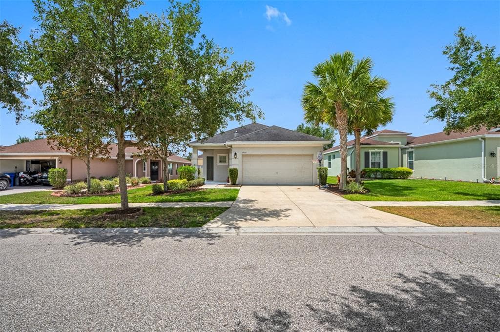 17414 NEW CROSS CIRCLE LITHIA, FL 33547